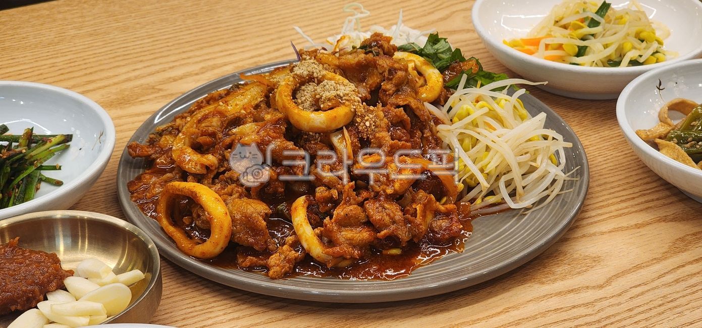 food,음식,오삼불고기,오징어삼겹살볶음,제육볶음,한식