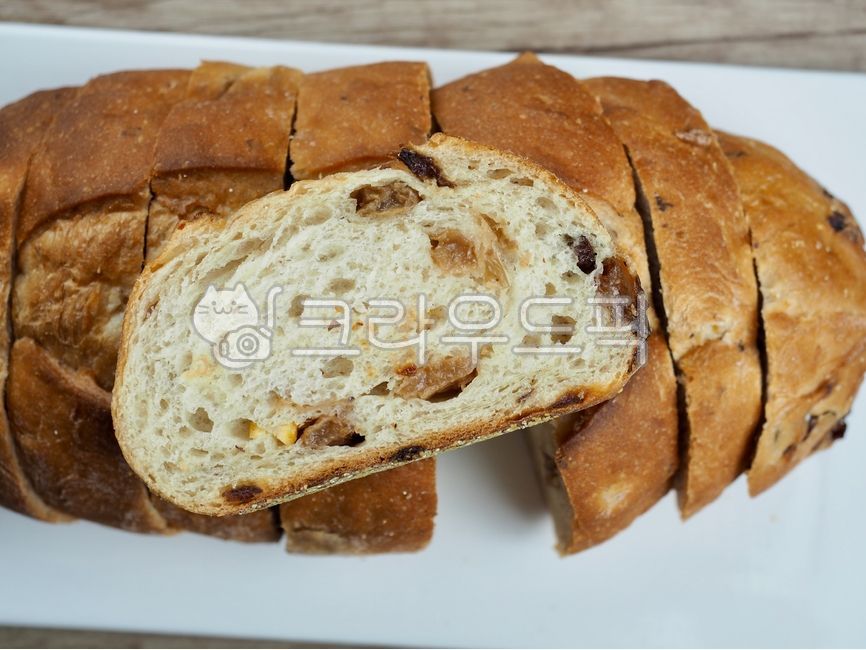 통밀빵,통밀식빵,식빵,빵,호밀빵,제과,제빵,음식,베이커리,식사,bread,confectionery,baking,food,bakery,meal,아침식사,슬라이스