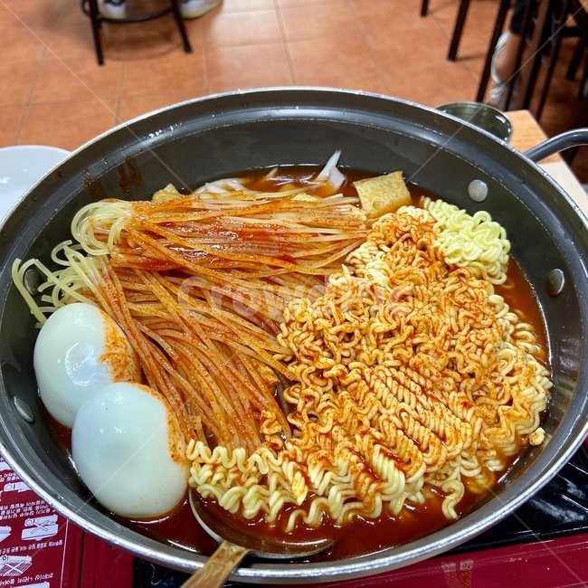 떡볶이,쫄볶이,라볶이,삶은계란,tteokbokki,음식,식재료,요리,food,cook,meal,dishes,food reserves