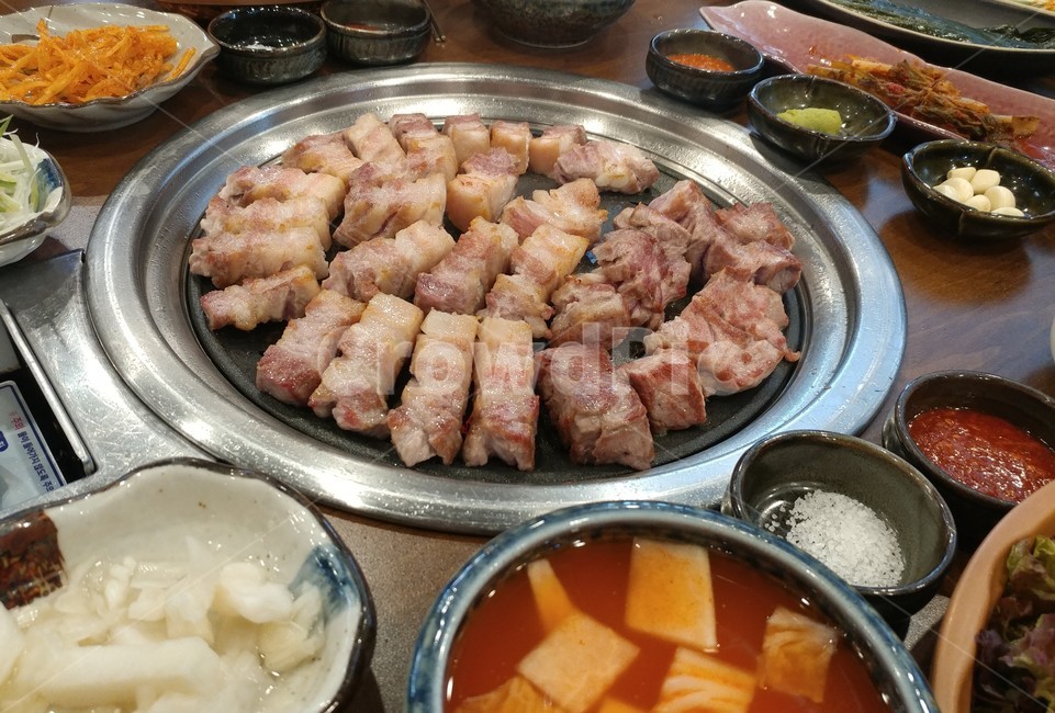 삼겹살,돼지고기,고기,음식,숙성삼겹살,food