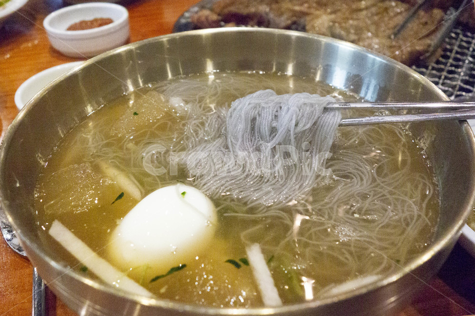 냉면,물냉면,국수,면요리,noodle,식사,음식,food,음식,식재료,요리,food,cook,meal,dishes,food reserves,면류,면요리,noodles,한식,한국음식,한국요리,korean food,korean dishes,korean meal,korean cook