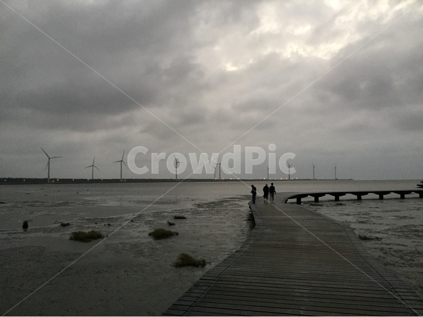 해질녘,먹구름,고미습지,고요,감성사진,자연,풍경,nature,landscape,한국자연풍경,한국자연경관,korea nature landscape,person,사람,human,인간