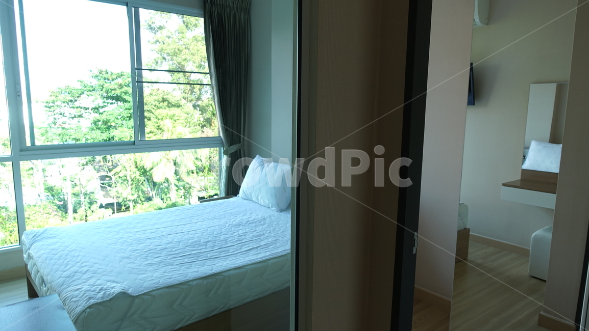 furniture,가구,bed,침대,bedroom,침실,room,방,indoors,옥내,원룸,자취