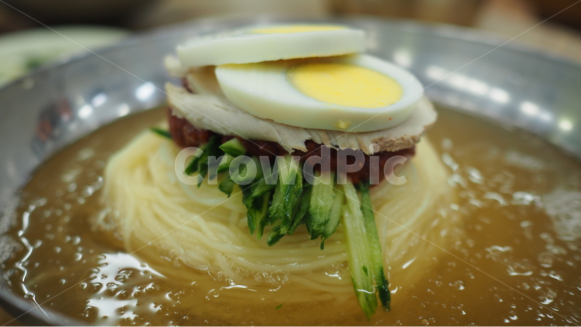 냉면,시원한,계란,밀면,오이,얼음,여름음식,계절음식,부산,유명한음식,맛집,음식,식재료,요리,food,cook,meal,dishes,food reserves,면류,면요리,noodles,한식,한국음식,한국요리,korean food,korean dishes,korean meal,korean cook