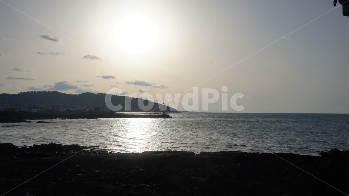 제주도,바다,날씨,태양,배경화면,역광,weather,sea,background,sunny,shine,sky,자연,풍경,nature,landscape,한국자연풍경,한국자연경관,korea nature landscape,제주도,jeju,jeju island,outdoors,옥외,sunlight,햇빛