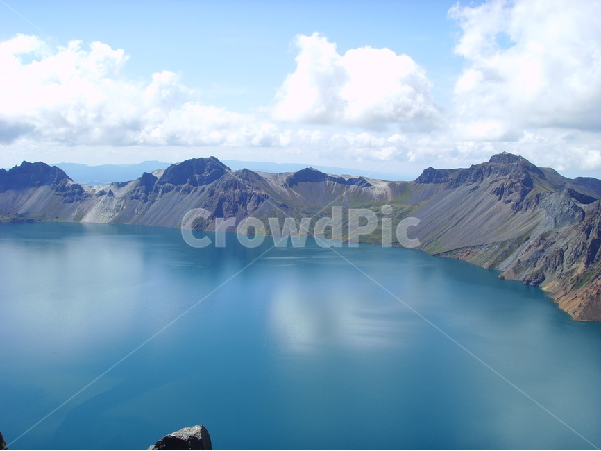 2008년백두산,천지,Baekdusan,장백산맥,높이2774m,백두,칼데라호,자연,풍경,nature,landscape,한국자연풍경,한국자연경관,korea nature landscape,outdoors,옥외,water,물,mountain,산,mountain range,산맥