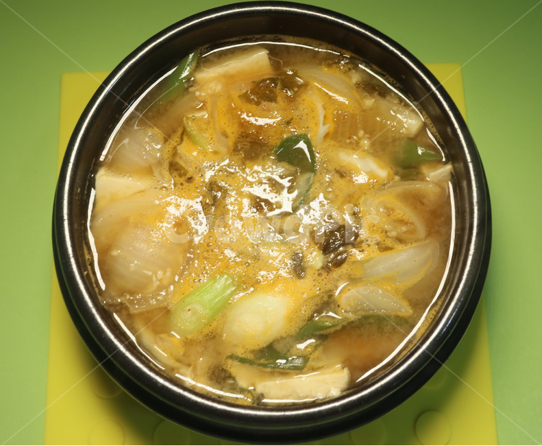 된장찌개,뚝배기,된장,두부,한식,음식