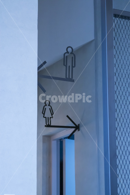 arrow,Pictogram,man,female,restroom