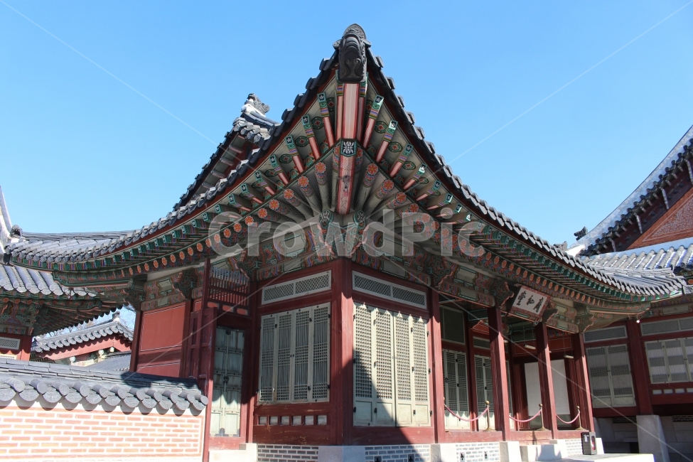 경복궁,문화재,고궁,지붕,처마,한국전통,한국문화,korean traditional,korean culture,랜드마크,landmark,tourist attraction,한국랜드마크,한국관광지,한국명소,korea landmark,korea tourist attraction,건축물,건물외관,exterior,building,structure,architecture,construction