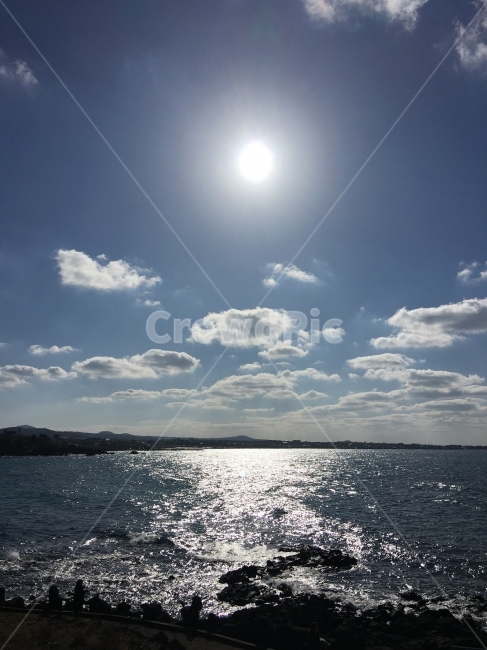 바다,제주도바다,제주도하늘과구름,제주도하늘과바다구름,바다와태양,제주도바다와태양과구름,자연,풍경,nature,landscape,outdoors,옥외