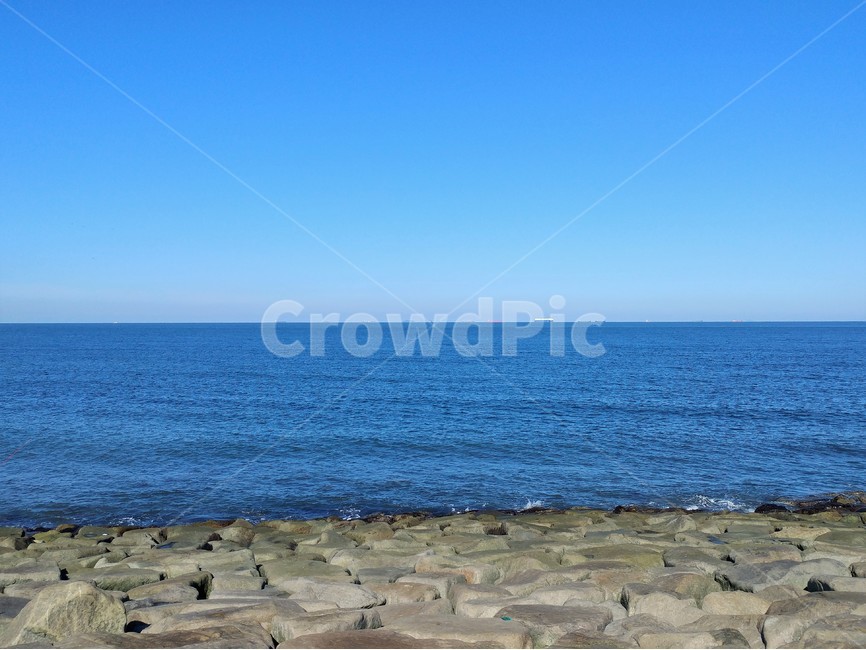 바다,수평선,방조제,푸른하늘,푸른색,시원함,가을바다,sea,horizontalline,blue,stone,자연,풍경,nature,landscape,building,건물,architecture,건축물,tower,탑