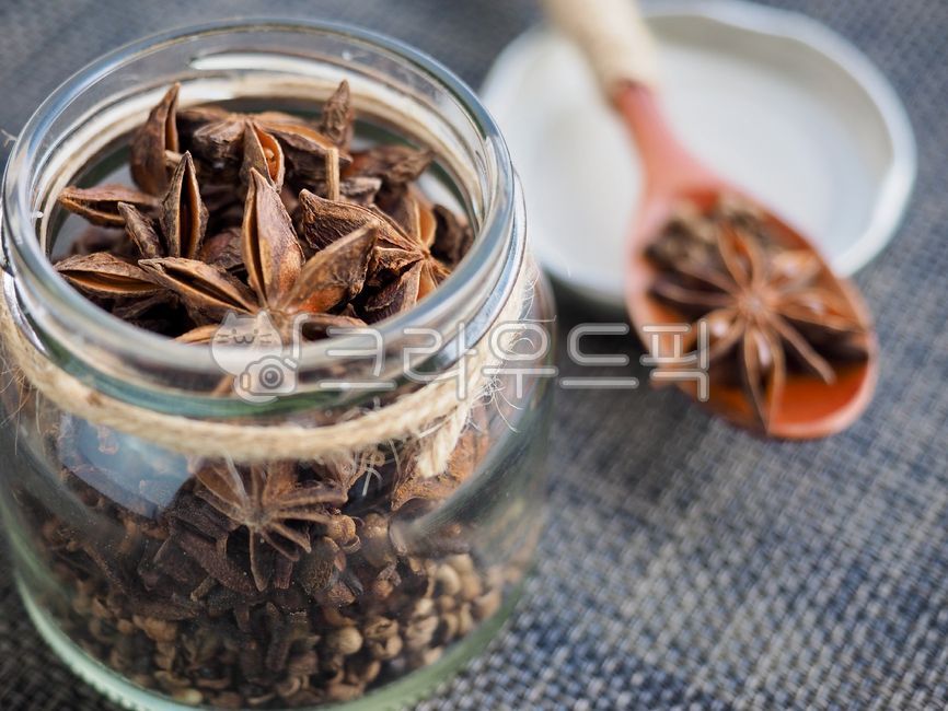 staranisehall,asianfood,spice,cookingingredients,Star Anise Hall,scent,Asian food,dryfood,dry food,indianfood,cooking,organic,starshape,chinesefood,anise,Indian food,Spice,octagonal,star shape,cooking ingredients,brown,Chinese food,octagonal incense,food,