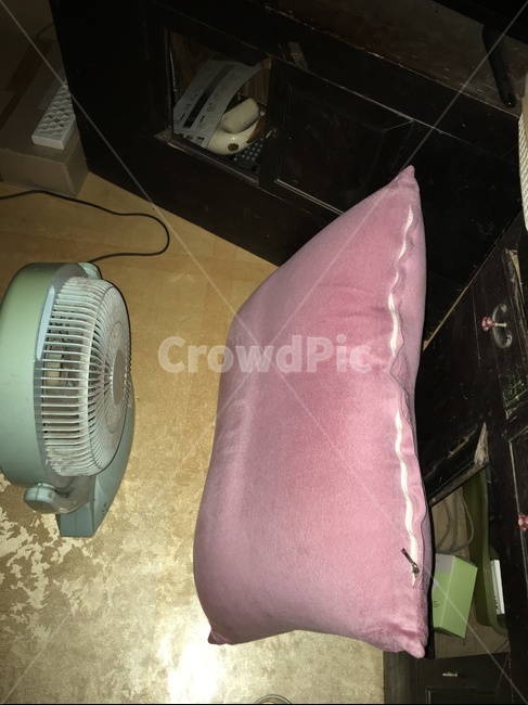 pillow,베개,cushion,방석,선풍기,방,실내