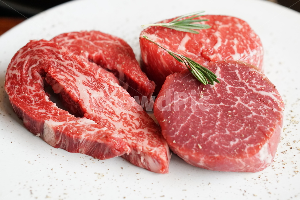 고기,시즈닝,육류,소고기,한우,등심,음식,식재료,요리,food,cook,meal,dishes,food reserves,육류,고기,meat
