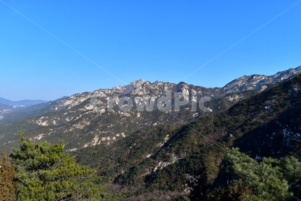 북한산,기자촌능선,풍경,자연,국립공원,서울,도심지,명산,겨울,힐링,산행지,국내여행,자연풍경,산사진,Seoul,Korea,National,Park,비경,산행,등산,트레킹,100대명산,기암,바위산,백운대,바위,암봉,암봉우리,족두리봉,향로봉,비봉,자연,풍경,nature,landscape,한국자연풍경,한국자연경관,korea nature landscape,mountain range,산맥,outdoors,옥외,mountain,산,slope,경사