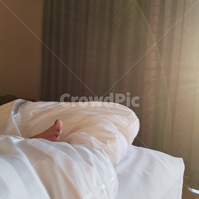 호텔,숙소,발가락,이불,아침,굿모닝