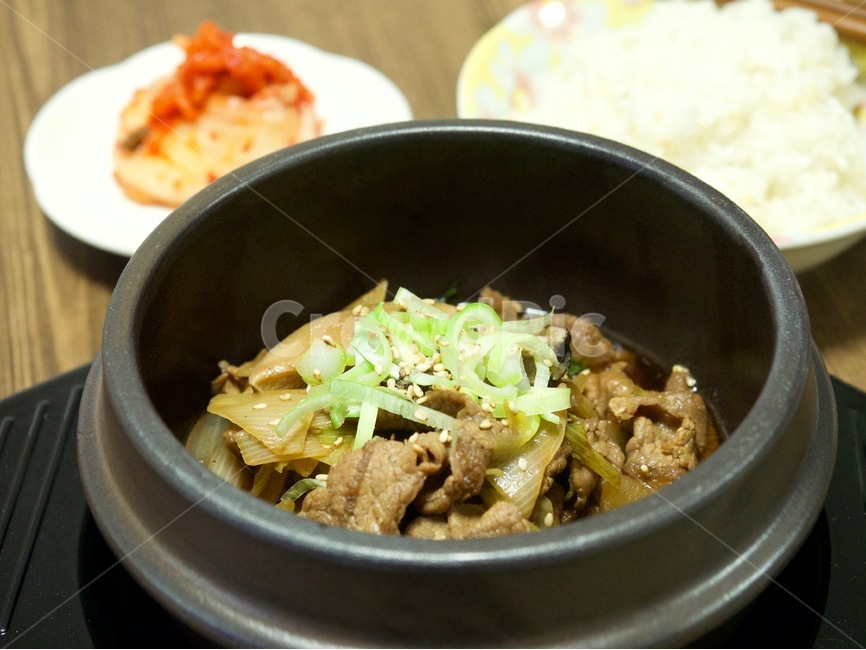 한국음식,식품,한국문화,음식,한국,배경,건강한식생활,웰빙,문화,아시아,아시아음식,접시,전통,한식,불고기,뚝빼기불고기,뚝빼기,소불고기,소고기,점심식사,음식,식재료,요리,food,cook,meal,dishes,food reserves,한식,한국음식,한국요리,korean food,korean dishes,korean meal,korean cook