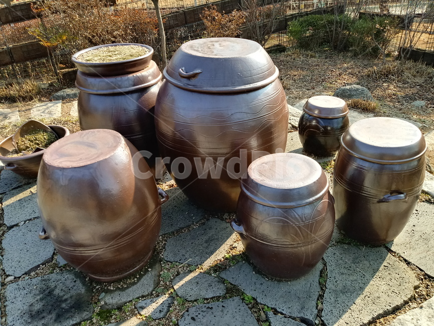 pottery,jar lid,Jangdokdae,earthenware,jar