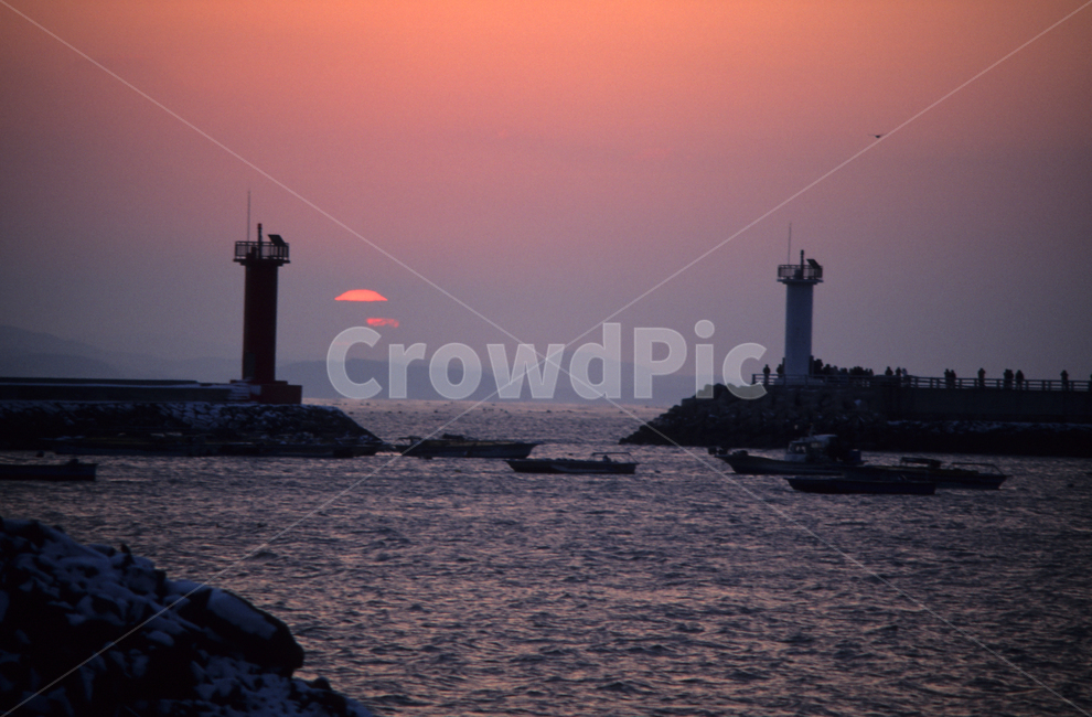 마량포구,일출,등대,바다,선박,풍경,sunrise,scenery,lighthouse,sea,등대,lighthouse