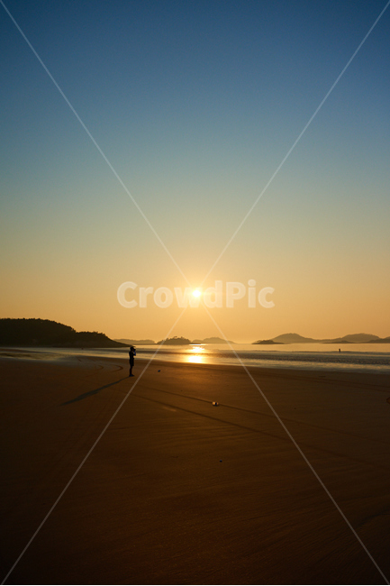 일몰,바다,해,석양,모래사장,자연,풍경,nature,landscape,outdoors,옥외,sunlight,햇빛,light,빛,flare,플레어