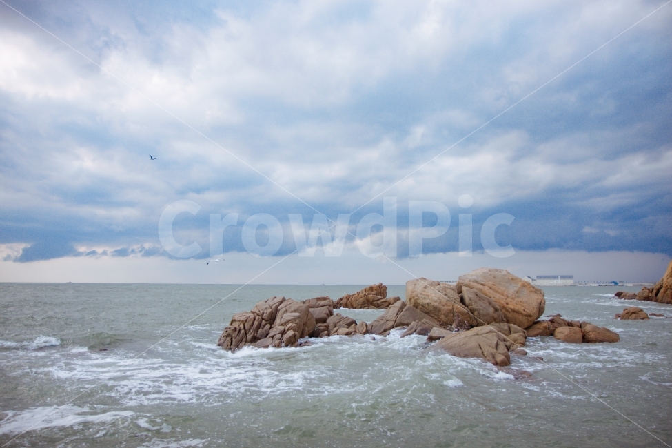 바닷가,바다,바위,구름,하늘,바위섬,수평선,자연,풍경,nature,landscape,promontory,곶,architecture,건축물,building,건물,tower,탑