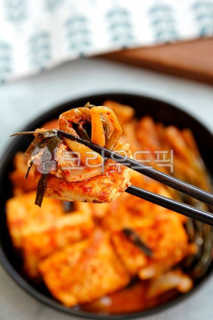 두부조림,쪽파김치조림,대패삼겹살조림,두부,묵은쪽파김치,요리,음식,식사,음식,식재료,요리,food,cook,meal,dishes,food reserves