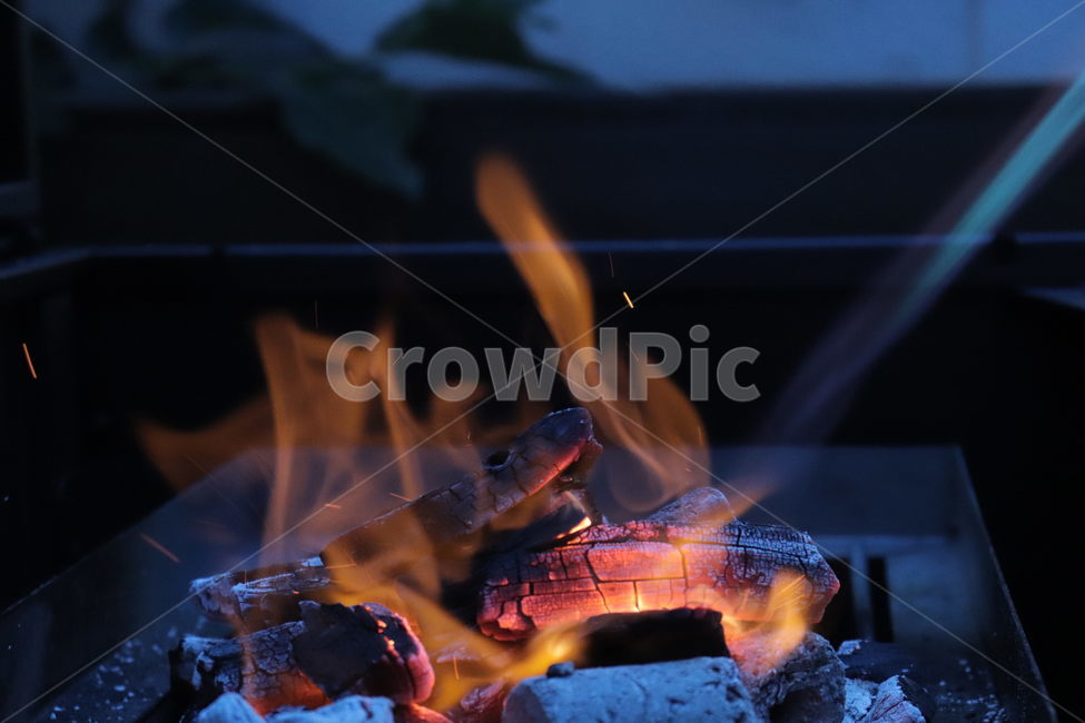 장작,불쏘시개,숯,캠핑,bbq