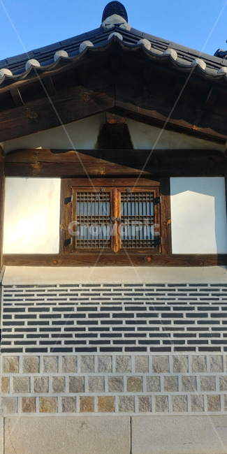창덕궁,창문,기와,전통,궁,한국전통,한국문화,korean traditional,korean culture,건축물,건물외관,exterior,building,structure,architecture,construction