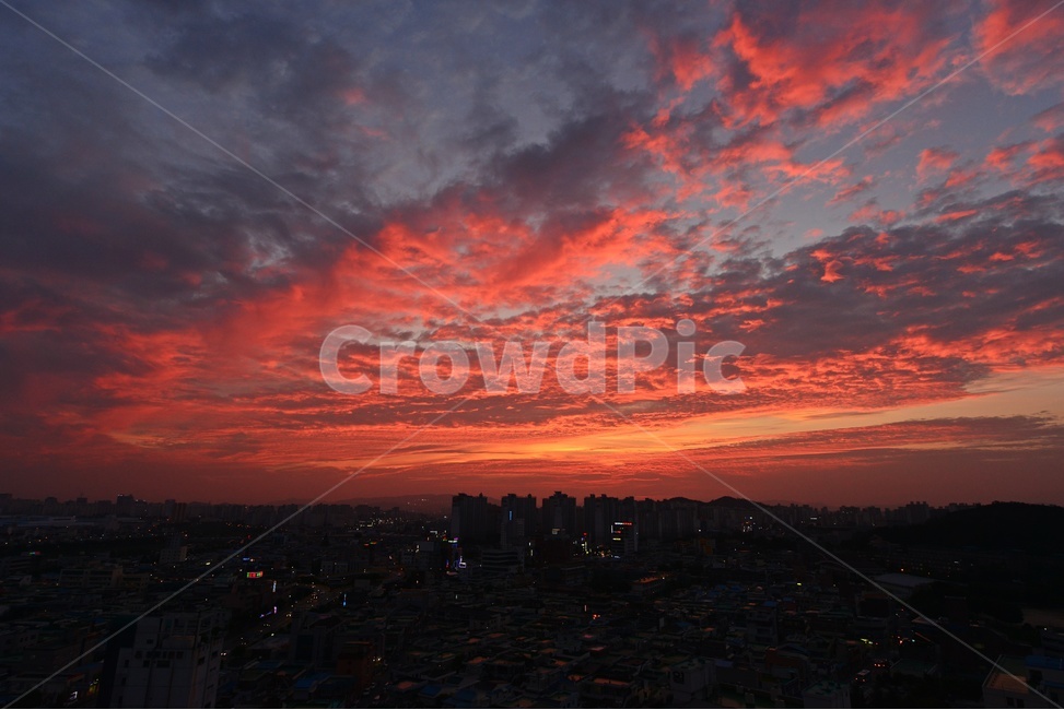 nature,자연,outdoors,옥외,sky,하늘,landscape,경치,redsky,붉은하늘,sunset,일몰,dusk,황혼,운암동일몰,도심일몰
