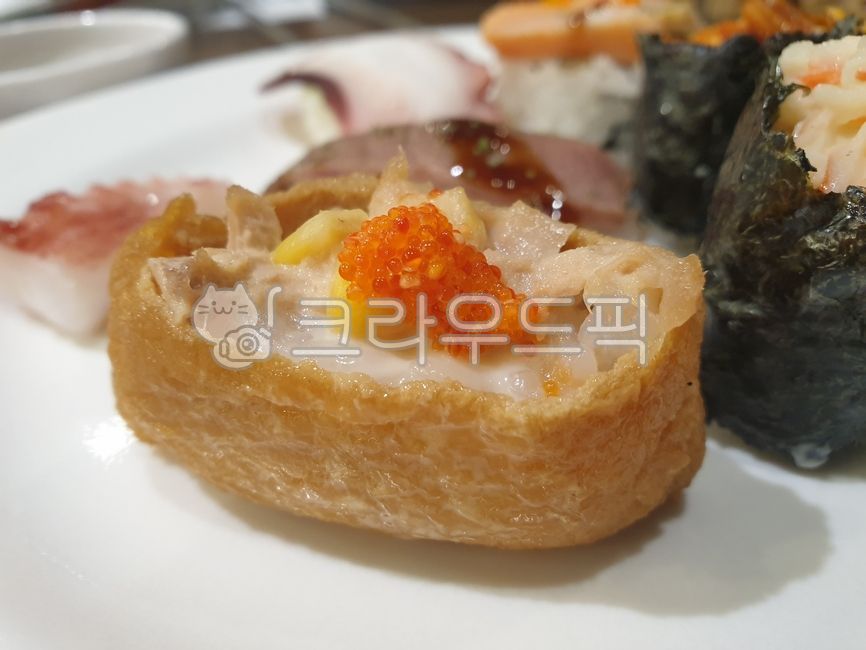 egg,계란,food,음식,meal,식사,dish,접시,스시,롤스시,초밥