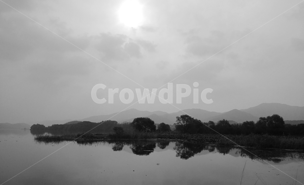 nature,자연,water,물,outdoors,옥외,land,땅,두물머리,배경화면,자연,풍경,nature,landscape,흑백,모노톤,monochrome,black and white