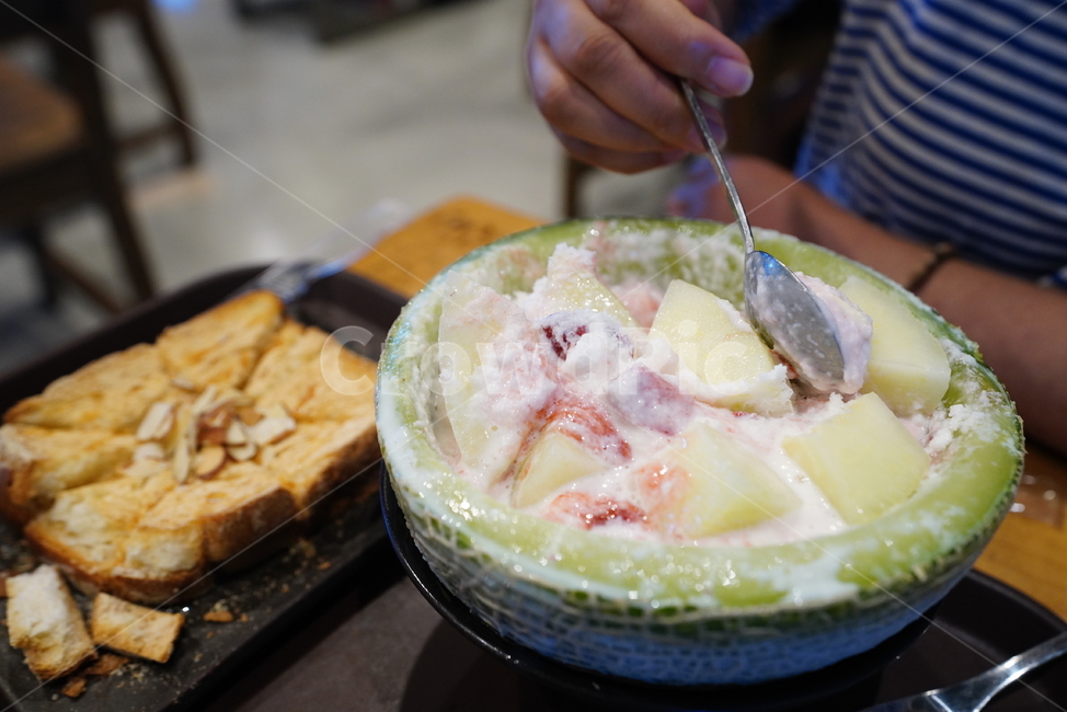 빙수,과일,디저트,음식,멜론,토스트,먹방,후식,달콤,음식,식재료,요리,food,cook,meal,dishes,food reserves,디저트,간식,후식,dessert,snack