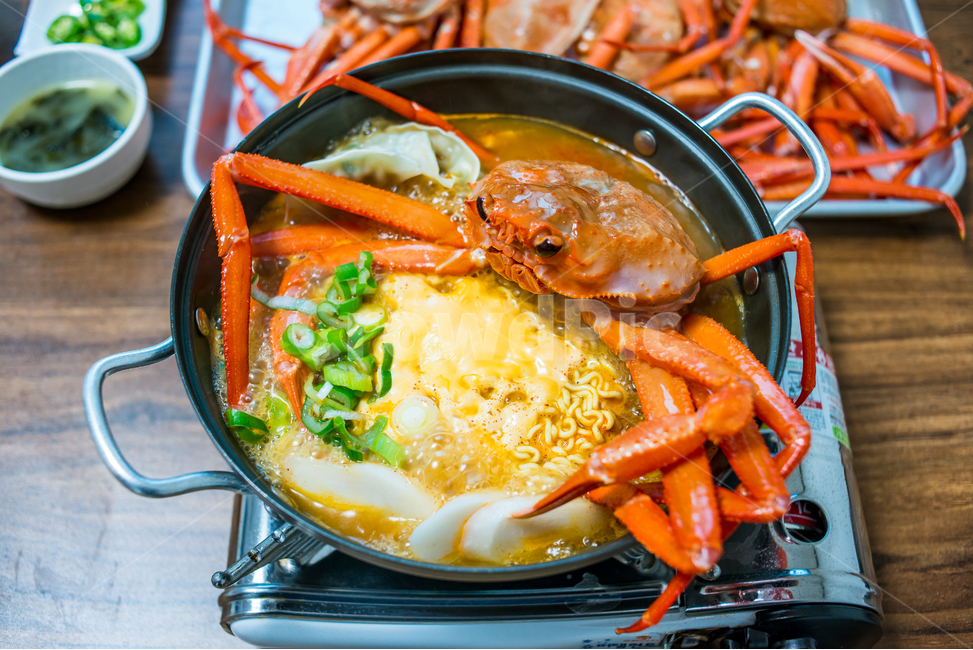 홍게,게,꽃게,해물,해산물,홍게찜,크랩,crab,braisedredcrab,redsnowcrab,식품,식사,요리,랍스터,음식,식재료,요리,food,cook,meal,dishes,food reserves,수산물,해산물,fishery products,seafood