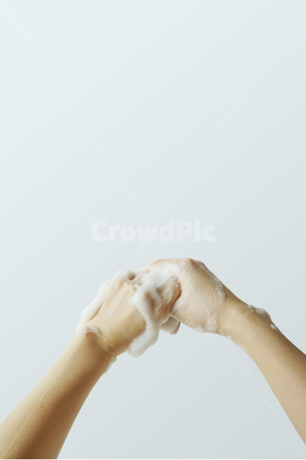 손,손소독,손씻기,공중보건,위생,비누거품,거품,비누,청결,누끼,보건,의료,헬스케어,건강,감염,핸드워시,손청결,hand,wash,bubble,human,health,medical,clean,사람,인물,인간,human,person,신체일부,몸,body