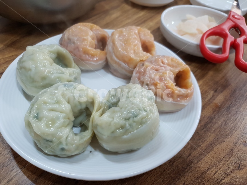 만두,고기만두,김치만두,음식,점심