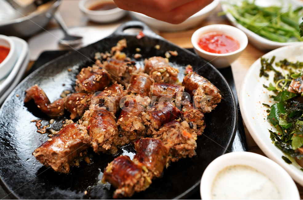 돼지,순대,먹거리,안주,음식,술안주,순대스테이크,한식,푸드,food,음식,식재료,요리,food,cook,meal,dishes,food reserves,한식,한국음식,한국요리,korean food,korean dishes,korean meal,korean cook
