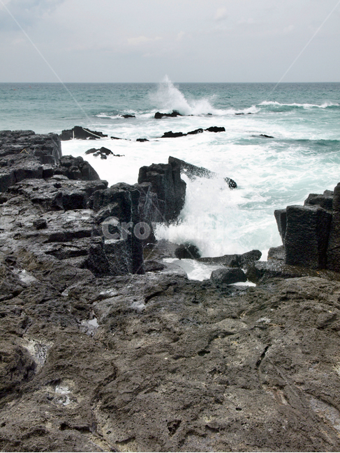 월령코지,월령포구,제주,올레14코스,올레길,바다,파도,퇴적암,자연,풍경,nature,landscape,outdoors,옥외,water,물,ocean,대양,sea,promontory,곶