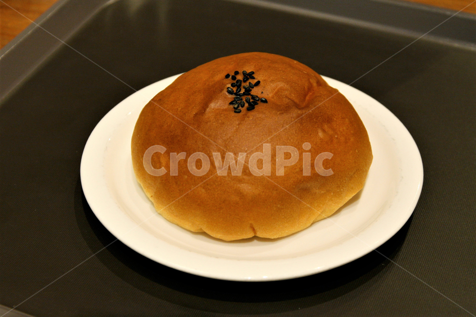 단팥,팥소,단팥빵,빵,제빵,검정깨,단백,분식,군것질,간식,접시,음식,식재료,요리,food,cook,meal,dishes,food reserves,빵,bread