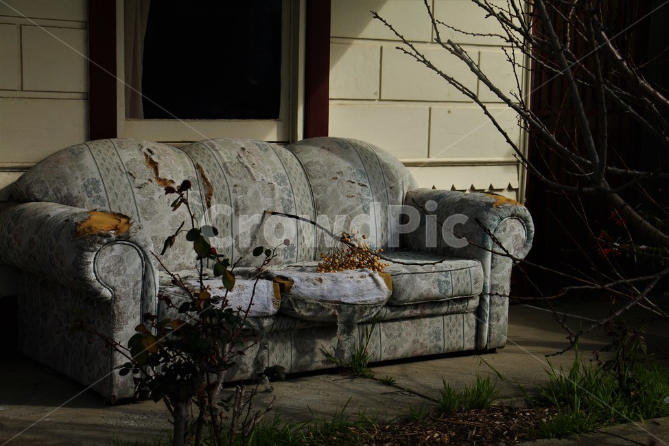 소파,가구,외로움,쓸쓸함,furniture,couch,sofa,감성