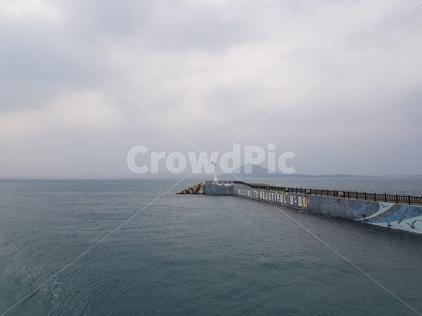 제주도,바다,하늘,등대,우도,흐린날,비