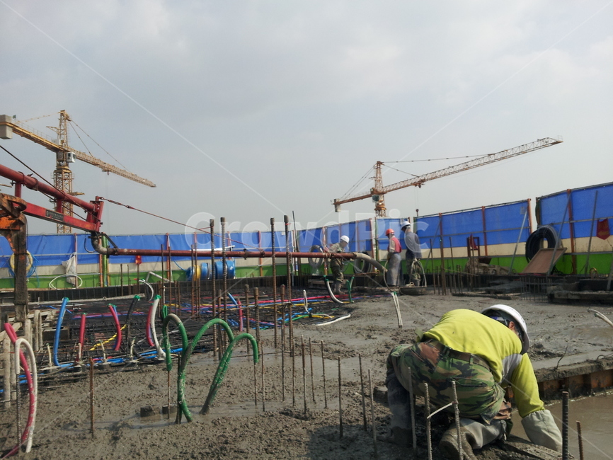 콘크리트타설,타설,콘크리트,아파트공사,공정,철근,타워,타워크레인,건설업,건축업,construction industry