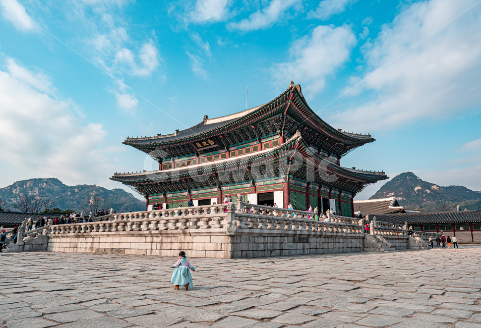 경복궁,근정전,고궁,궁궐,서울,문화재,문화유산,건축물,건물,관광지,한국전통,한국문화,korean traditional,korean culture