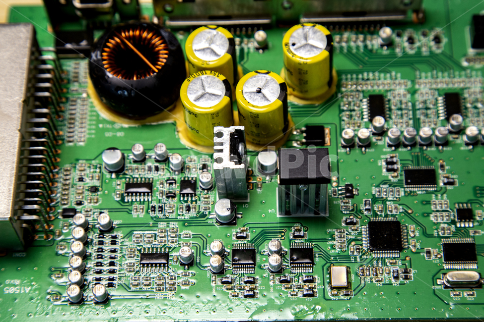 전자,기기,기판,콘덴서,부품,회로,발열,다이오드,납땜,전자기기,반도체,ic,코일,보드,디지털,테크놀로지,컴퓨터,회로기판,전자제품,과학,산업,산업,industry,industrial
