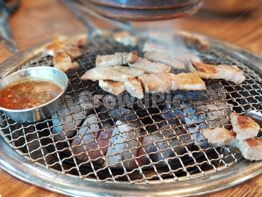 제주도,흑돼지,오겹살,목살,숯불구이,고기,포식,맛집,육류,고기,meat