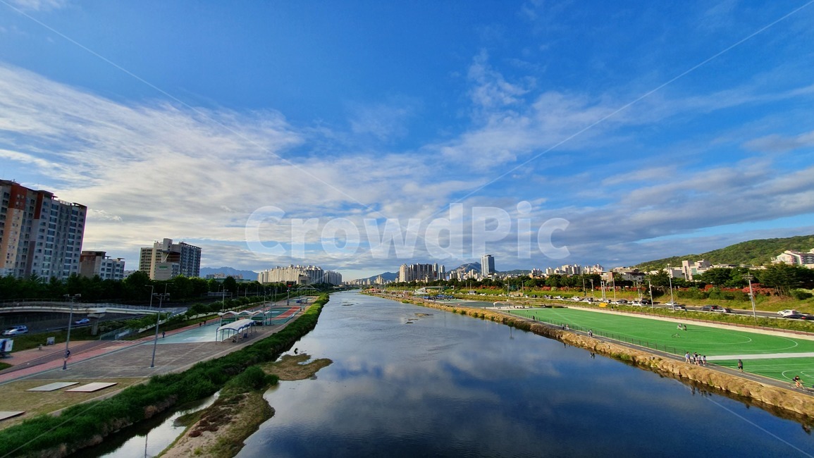 하천,하늘,파란,구름,전경,중랑천,공원,sky,river,cloud,푸른하늘,오후,blue,green,건물,동부간선도로