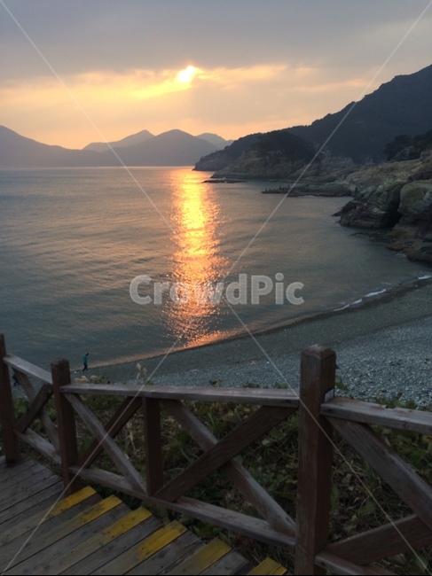 신선대,노을,석양,바다,하늘,자연,풍경,nature,landscape,promontory,곶,handrail,난간,banister,flare,플레어,light,빛