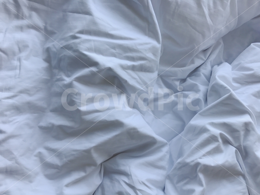 bed,bedding,white,quiet,stilllife,lovely,moody,tumblr,instagram,kinfolk,침대,흰색,조용한,고요한,텀블러,감성,감성사진,사진,picture,photography,분위기있는,킨포크느낌의,휴식,힐링,rest,relaxation,healing