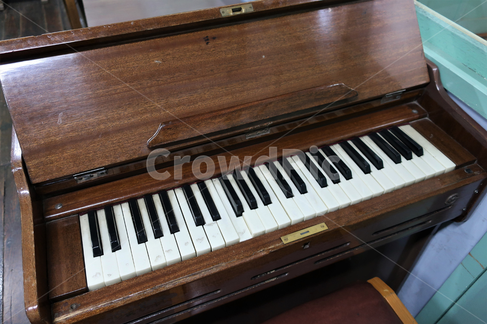 교실,풍금,오르간,건반,음악,악기,시간,연주,악기,음향기기,musical instrument,musical equipment