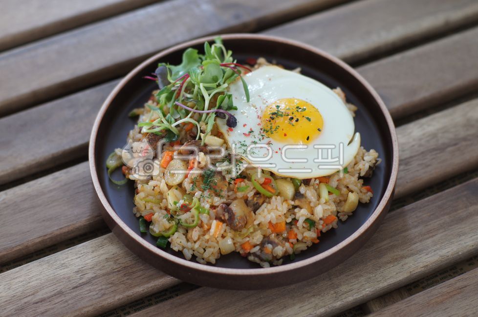 egg rice,fried egg,Egg Fried Rice,egg,bibimbap,cook,recipe,Korean,rice,food,Cockles Fried Rice,meal,Fried egg,fried rice,cooking
