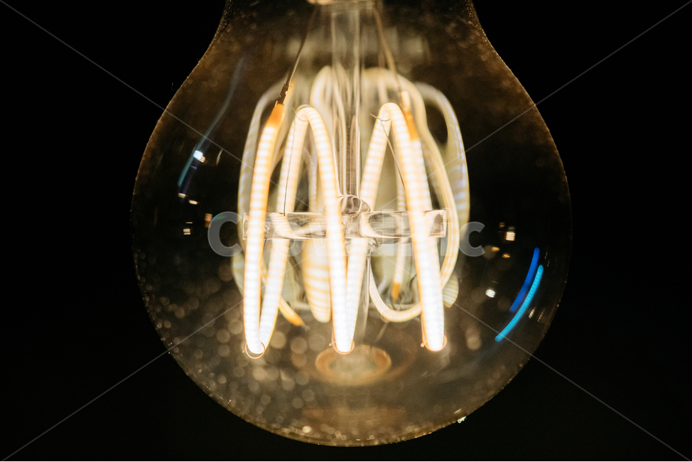 아이디어,전구,빛,생각,기발한,독창적인,고민,해답,정답,사물,물건,오브젝트,thing,object,matter